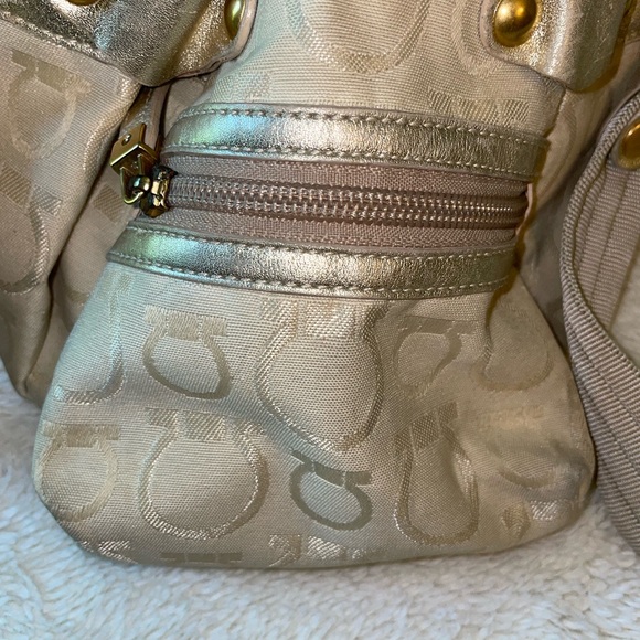 Salvatore Ferragamo Beige‎ Handbag with Gold Logo Hardware - Picture 8 of 13